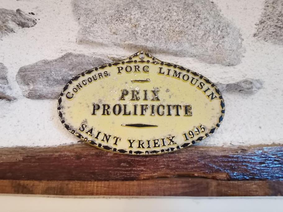 La Petite Porcherie Ladignac-le-Long Luaran gambar