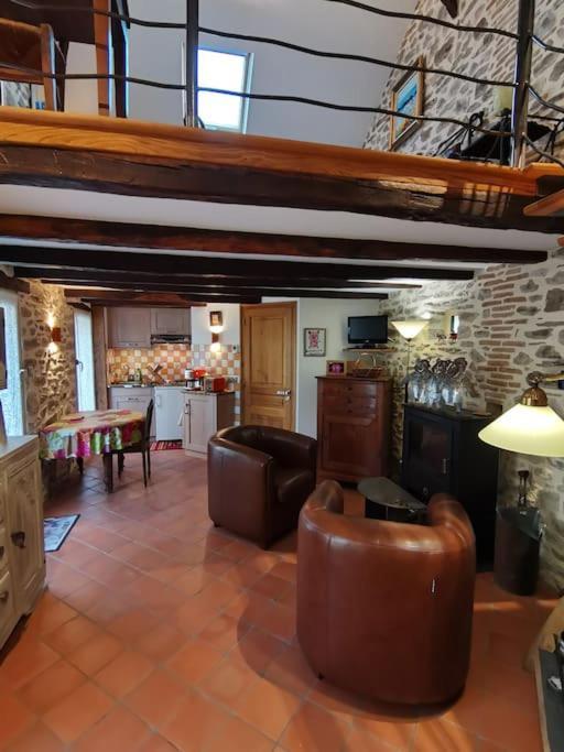 La Petite Porcherie Ladignac-le-Long Luaran gambar