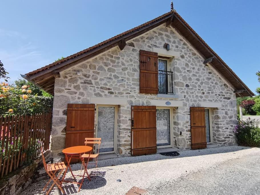 La Petite Porcherie Ladignac-le-Long Luaran gambar