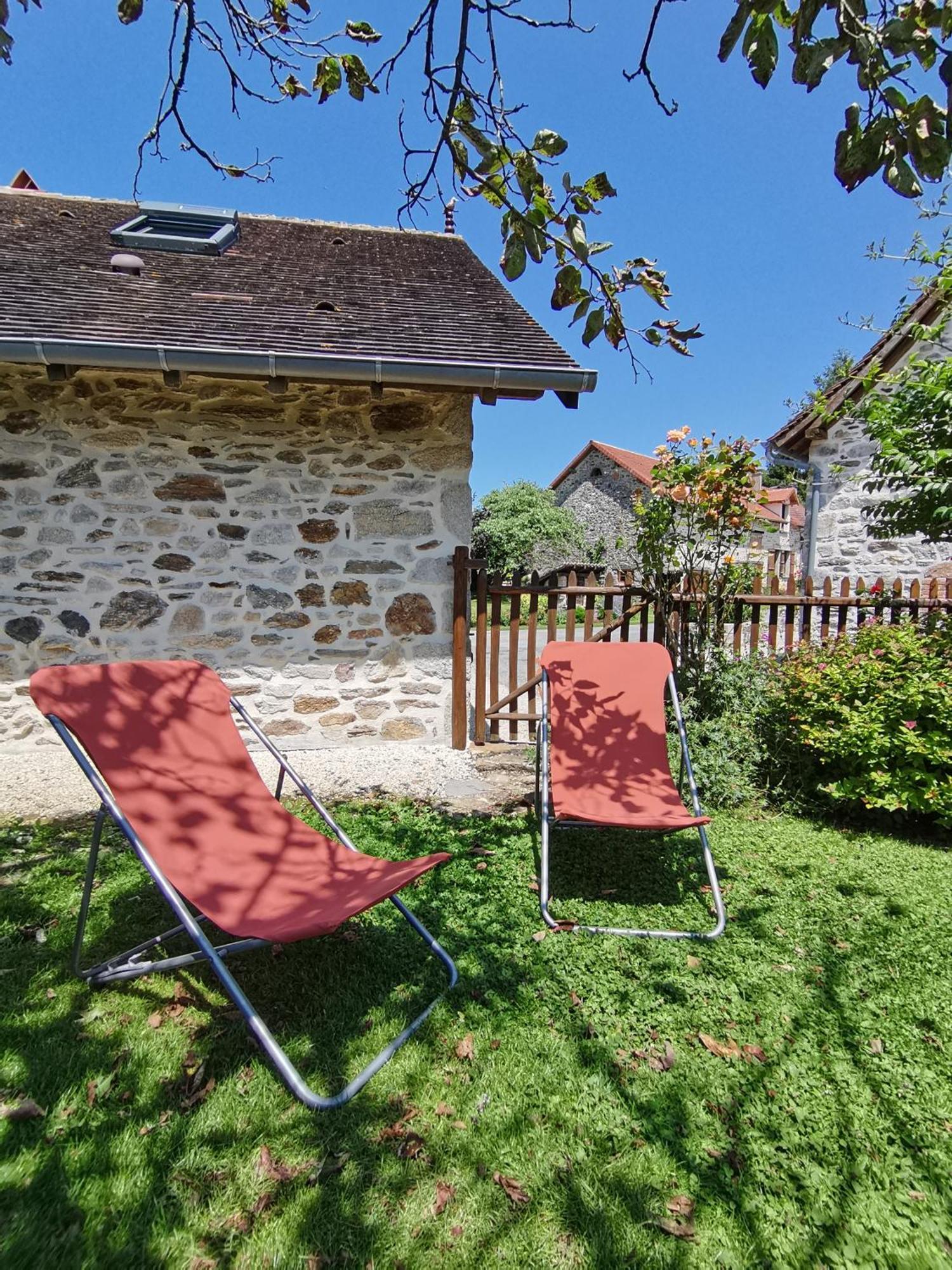 La Petite Porcherie Ladignac-le-Long Luaran gambar